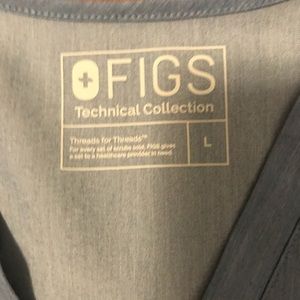 Figs scrub top never worn with tags
